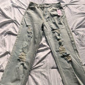 Wild Fable NWT light wash ripped highest rise mom jeans